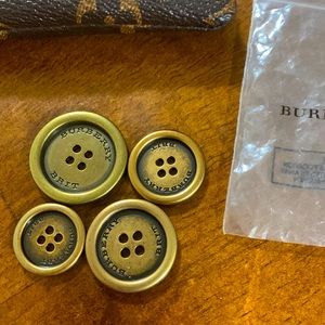 Burberry bottom’s ‼️🛍️‼️